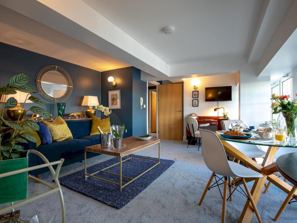 Pass The Keys Art Deco Inspired Apartment With Roof Top Views Shrewsbury Buitenkant foto