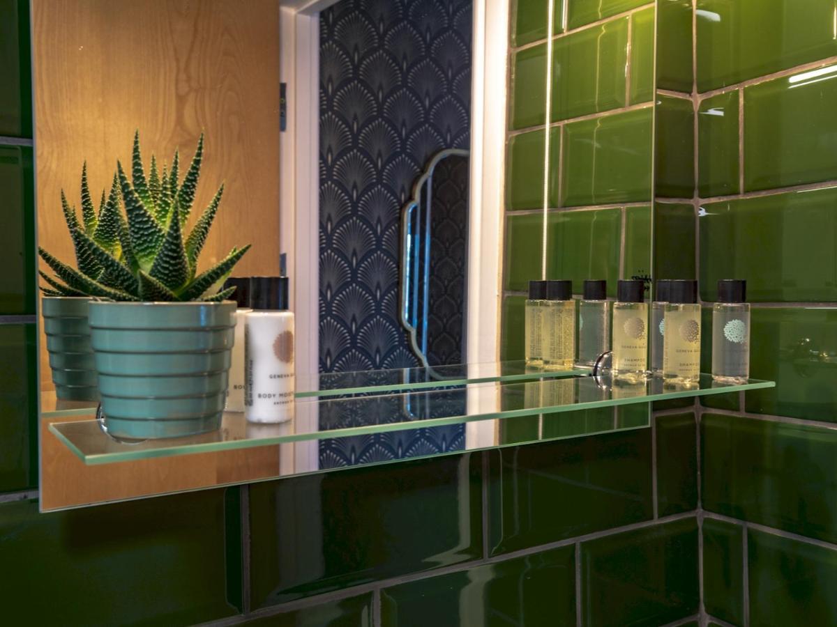 Pass The Keys Art Deco Inspired Apartment With Roof Top Views Shrewsbury Buitenkant foto